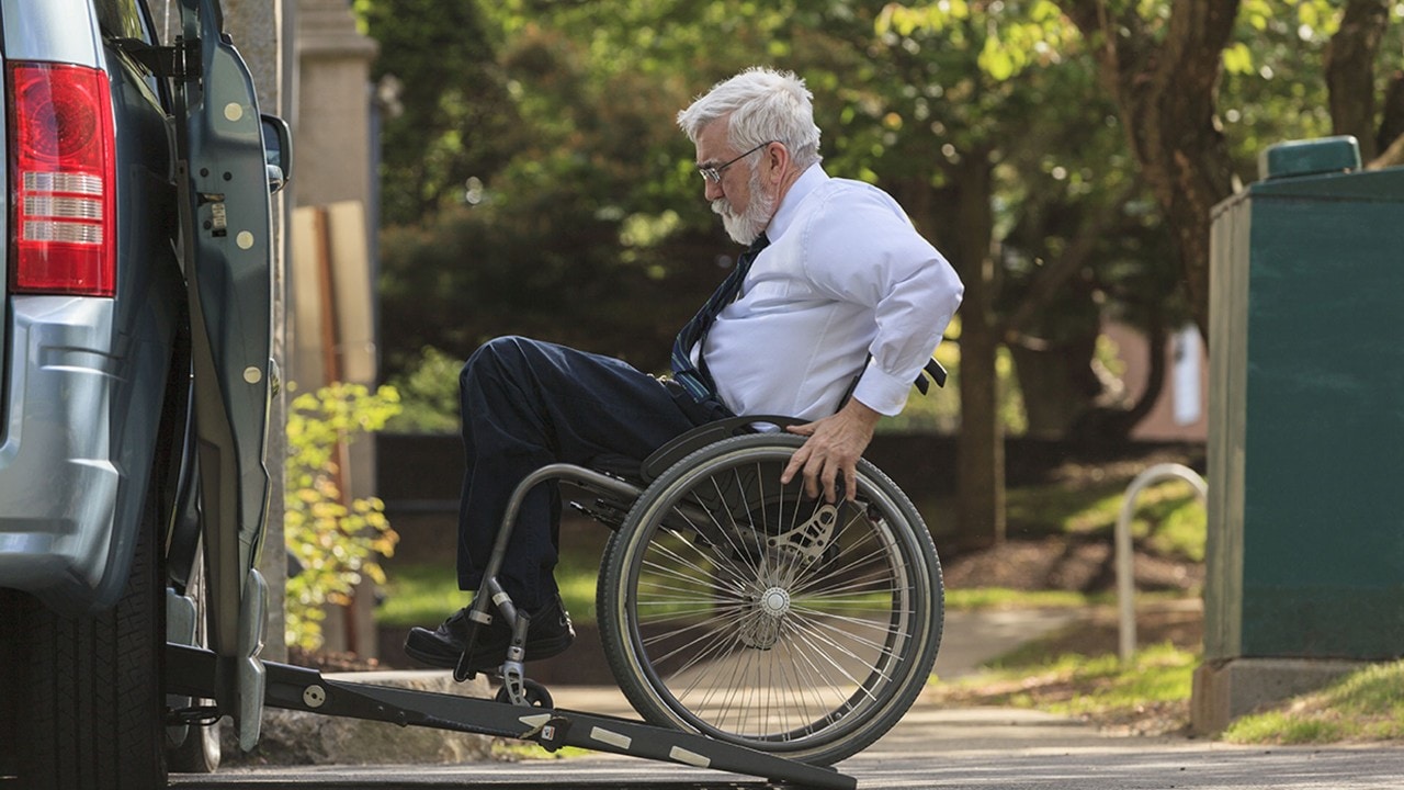 Наемане на специално адаптирани превозни средства
